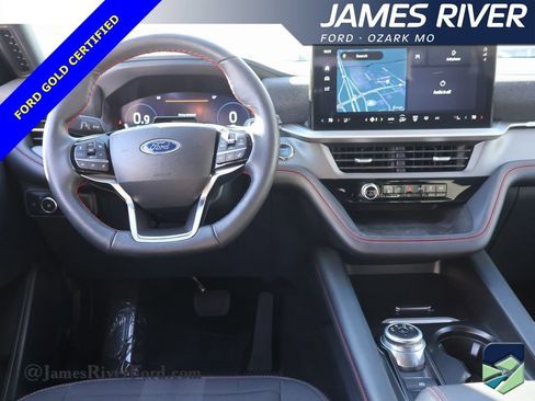 Certified 2025 Ford Explorer ST-Line w/ ST-Line Street Pack image 20