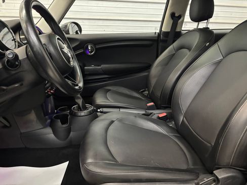 Used 2015 MINI Cooper 2-Door Hardtop FWD image 8