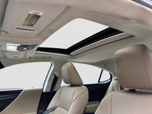 Used 2019 Lexus ES 350 image 12