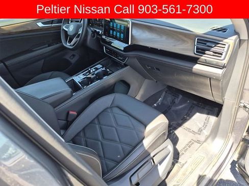 Used 2024 Volkswagen Atlas SE image 13