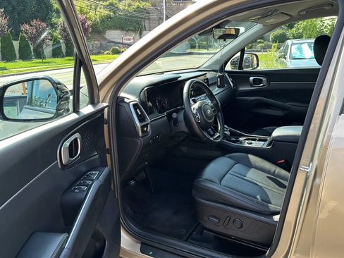 Used 2021 Kia Sorento S AWD/4WD image 23