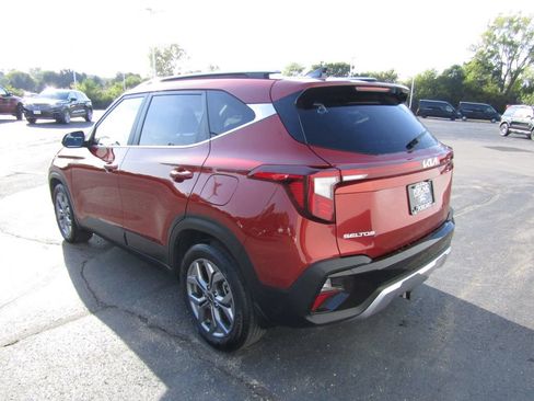 Used 2024 Kia Seltos S image 4