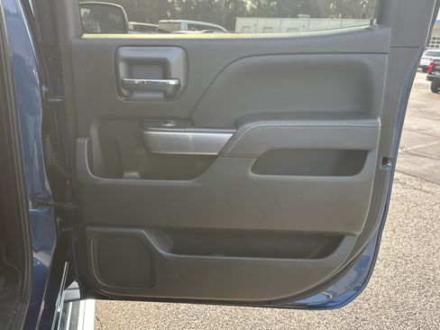Used 2018 Chevrolet Silverado 1500 LT w/ All Star Edition AWD/4WD image 16