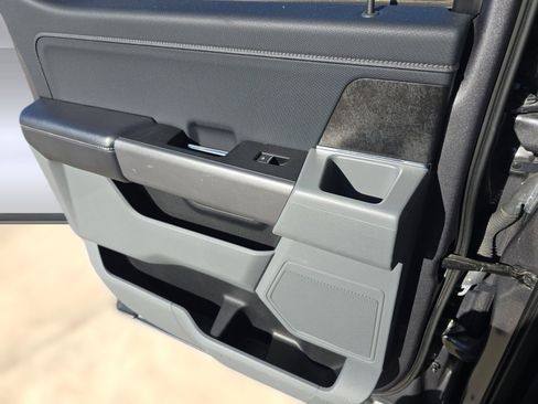 Used 2021 Ford F150 XLT w/ Equipment Group 302A High image 25