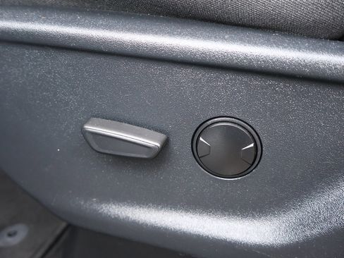 Used 2025 Ford F150 XLT w/ Equipment Group 301A Standard RWD image 8