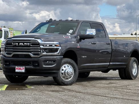 New 2026 RAM 3500 Laramie image 7