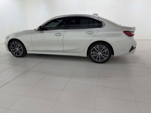 Used 2020 BMW 330i xDrive Sedan w/ Executive Package AWD/4WD image 2