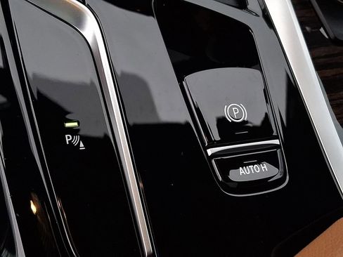 Certified 2023 BMW 540i xDrive w/ Premium Package image 21