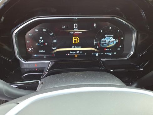 New 2026 GMC Sierra 2500 SLT w/ SLT Convenience Package image 11