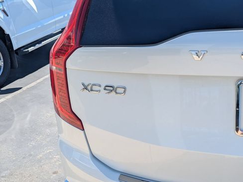 Used 2022 Volvo XC90 T8 Inscription AWD/4WD image 5