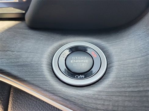 New 2025 Jeep Grand Cherokee L Limited w/ Luxury Tech Group II image 28