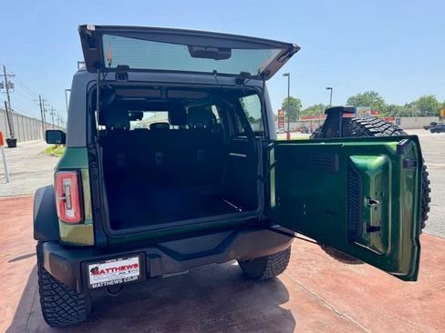 Used 2024 Ford Bronco Big Bend w/ Sasquatch Package AWD/4WD image 7