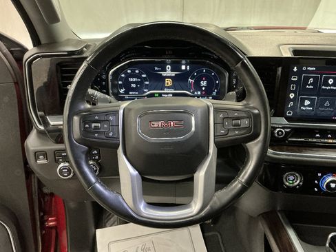 Used 2023 GMC Sierra 1500 SLT w/ SLT Convenience Package AWD/4WD image 12