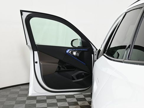 New 2026 BMW X3 xDrive30 w/ M Sport Package image 28