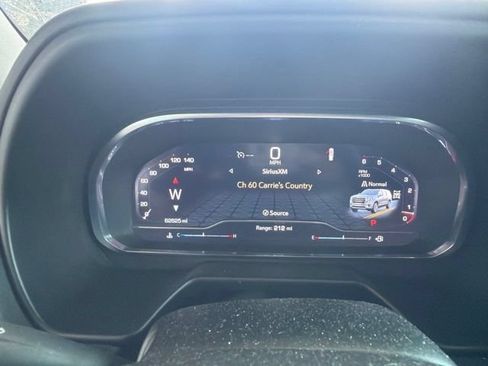 Used 2024 GMC Yukon AT4 w/ AT4 Premium Package AWD/4WD image 2