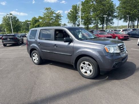 Used 2015 Honda Pilot LX image 6