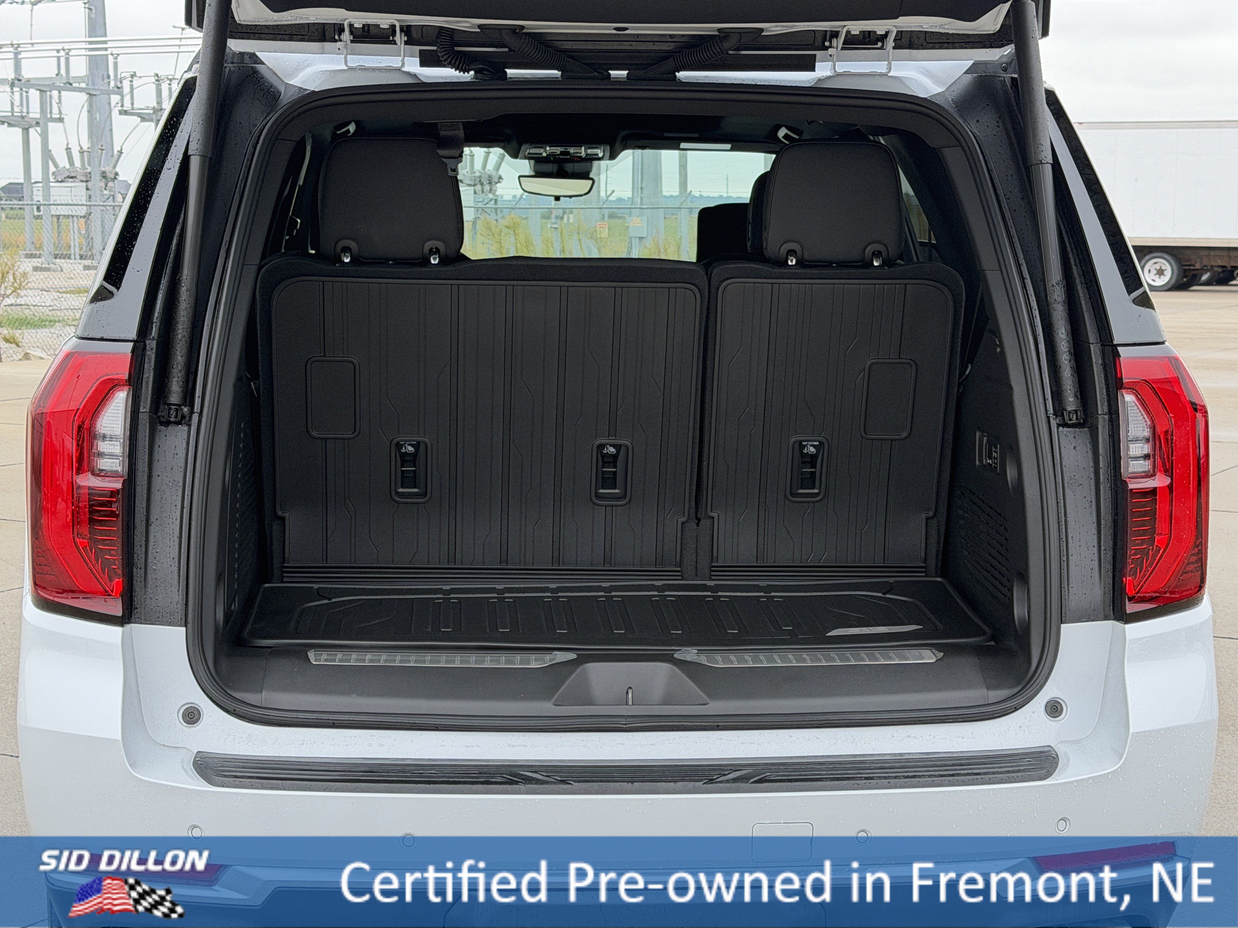 Certified 2026 GMC Yukon Denali w/ Denali Reserve Package AWD/4WD image 5