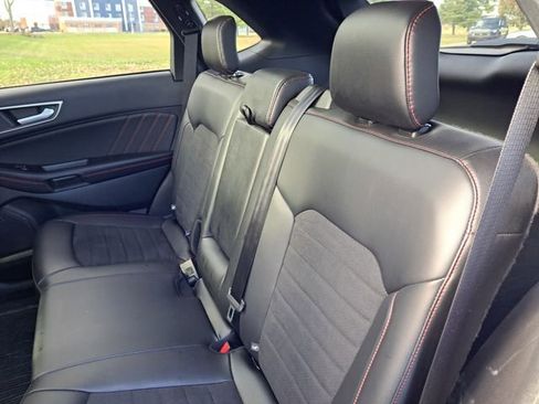 Certified 2024 Ford Edge ST-Line image 22