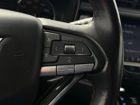 Used 2023 Cadillac XT6 Premium Luxury image 28