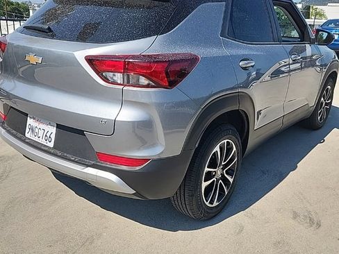Used 2025 Chevrolet TrailBlazer LT FWD image 5