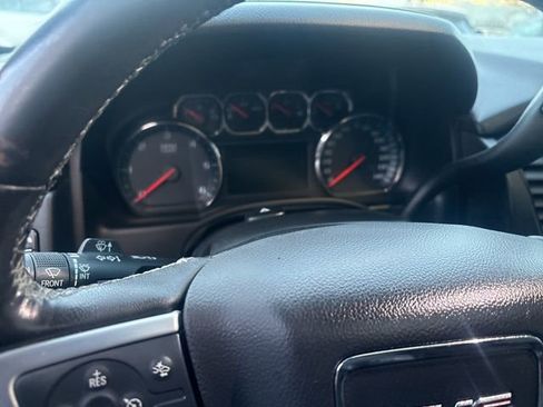 Used 2019 GMC Yukon SLT w/ Premium Edition image 40