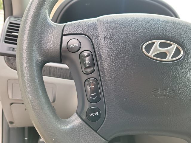 Used 2009 Hyundai Santa Fe GLS w/ Popular Equipment Pkg 2 FWD image 18