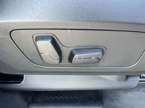 Certified 2025 BMW X1 xDrive28i w/ Convenience Package image 38