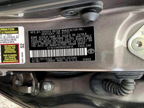 Used 2022 Toyota Camry SE FWD image 30