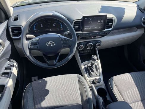 New 2026 Hyundai Venue SEL image 9