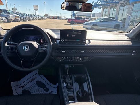 Used 2024 Honda Accord EX image 12