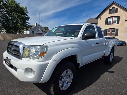 Used 2007 Toyota Tacoma PreRunner image 10