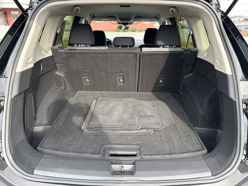 Used 2023 Nissan Rogue SV image 21