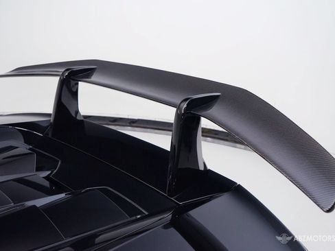 Used 2019 Lamborghini Huracan LP 580-2 RWD image 9