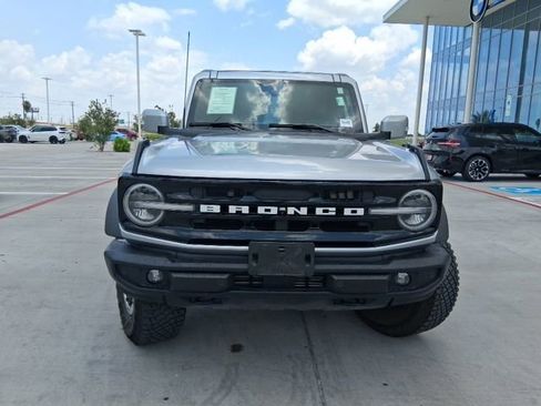Used 2024 Ford Bronco Outer Banks w/ Sasquatch Package AWD/4WD image 2