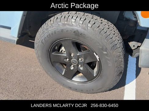 Used 2012 Jeep Wrangler Sahara image 8