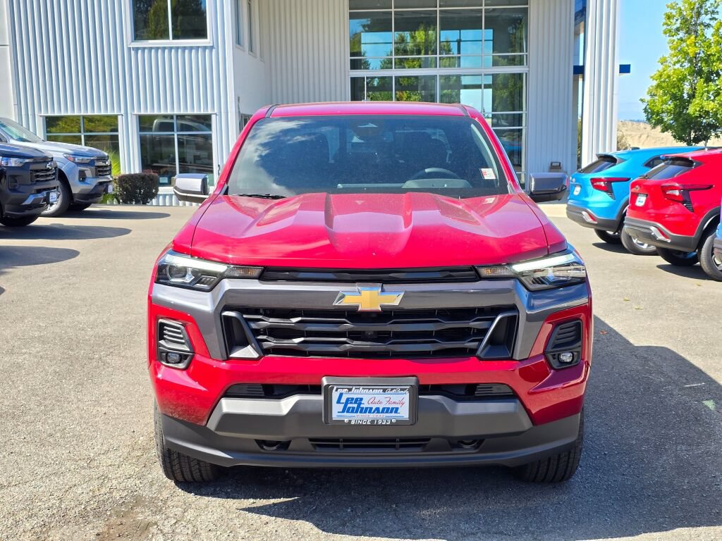 New 2026 Chevrolet Colorado LT w/ LT Convenience Package AWD/4WD image 2