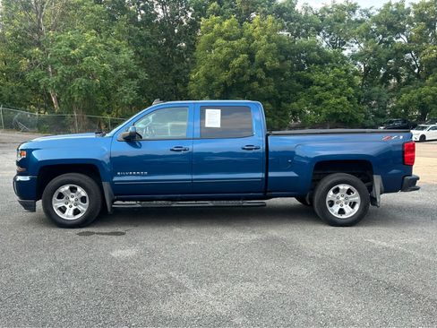 Used 2018 Chevrolet Silverado 1500 LT w/ All Star Edition AWD/4WD image 4