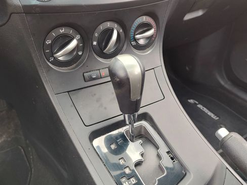 Used 2012 MAZDA MAZDA3 s Touring FWD image 16