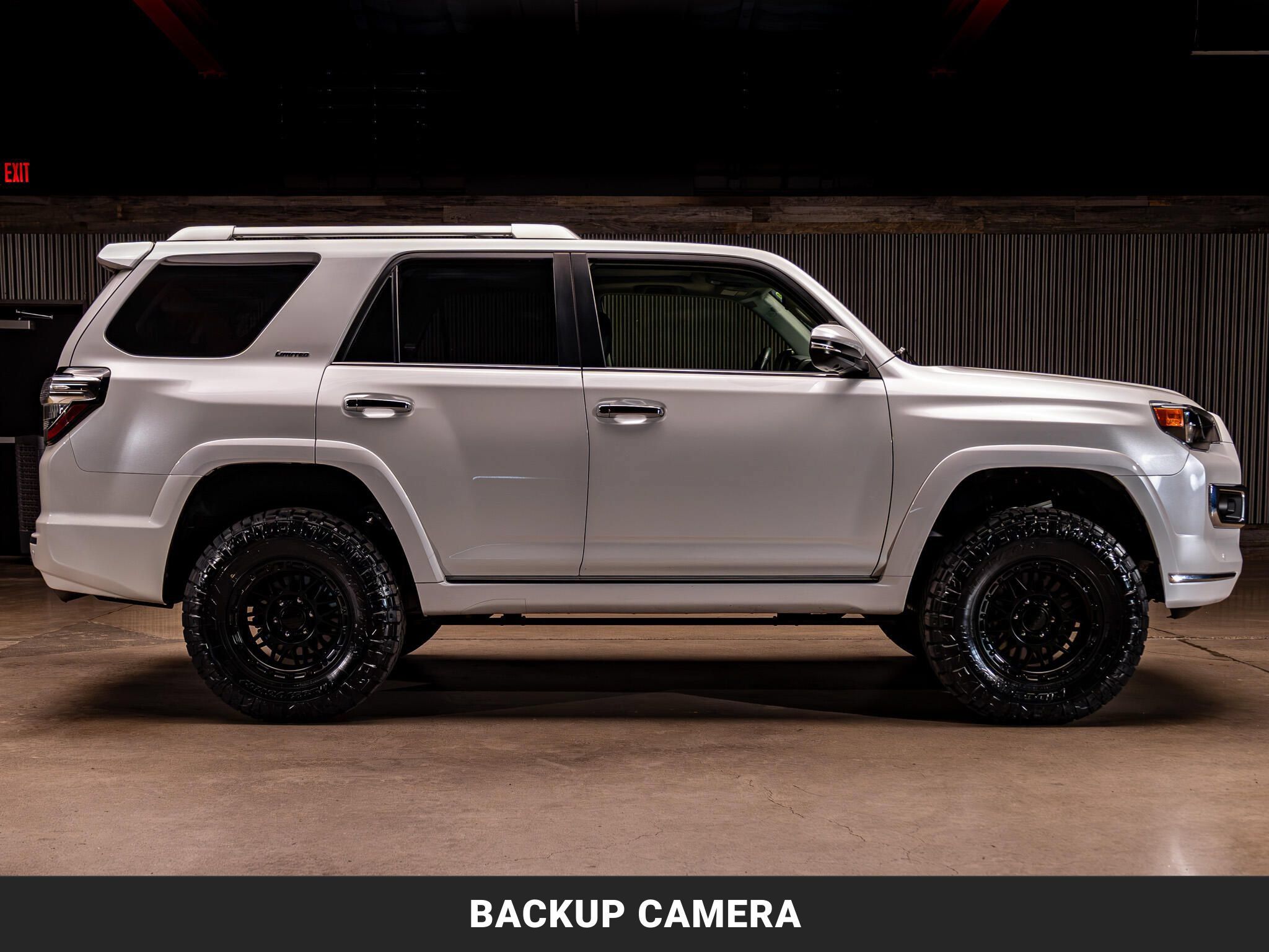 Used 2024 Toyota 4Runner Limited AWD/4WD image 11
