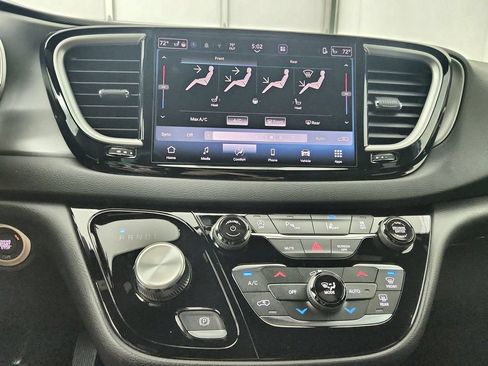 New 2027 Chrysler Pacifica LX FWD image 25