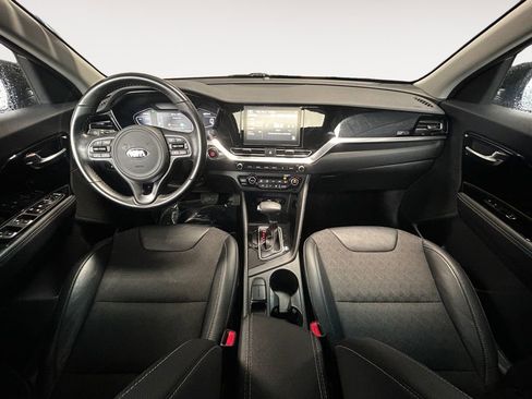 Used 2021 Kia Niro Touring image 13