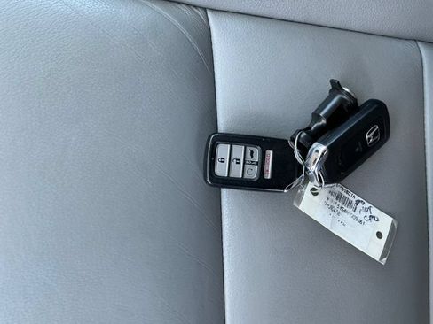 Used 2017 Honda Pilot EX-L image 29