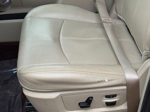 Used 2018 RAM 1500 Laramie w/ Convenience Group image 25