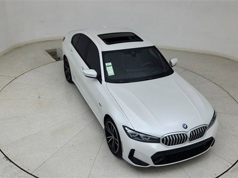 Used 2023 BMW 330e 330e iPerformance image 78