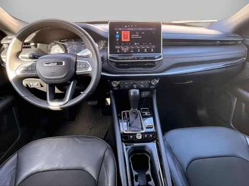 Used 2024 Jeep Compass Trailhawk image 15