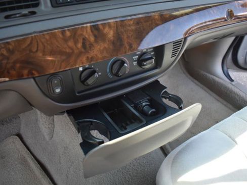 Used 2007 Mercury Grand Marquis GS RWD image 25