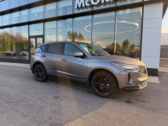 Used 2025 Acura RDX SH-AWD image 2