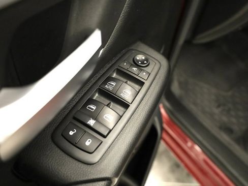 Used 2020 RAM 1500 Big Horn image 10