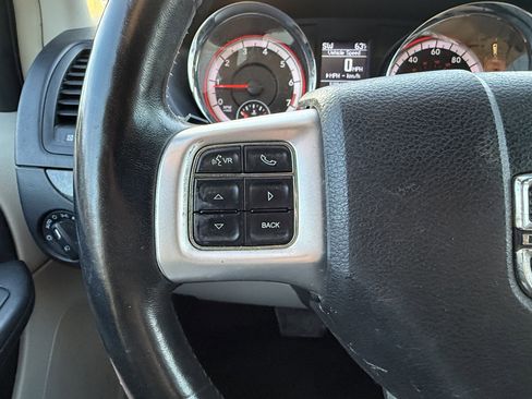 Used 2011 Dodge Grand Caravan Crew w/ Safety Sphere Group image 21