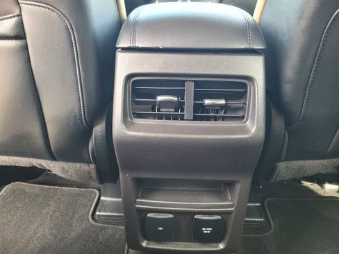 Used 2018 Ford Edge SEL w/ Equipment Group 201A image 15